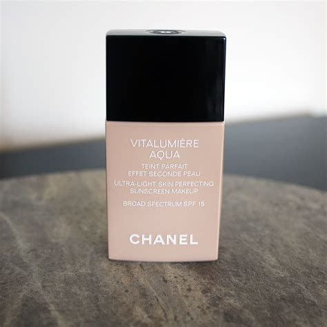 chanel vitalumiere aqua b40 mac|vitalumière aqua sunscreen.